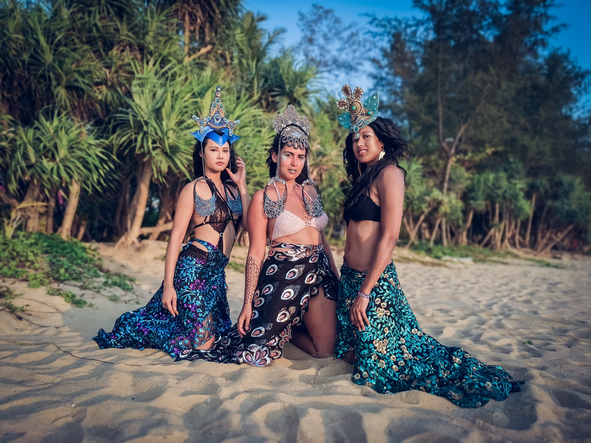 Goddess beach shoot with Yoshi Zen skirts and Atelier Bruna Abreu headdresses