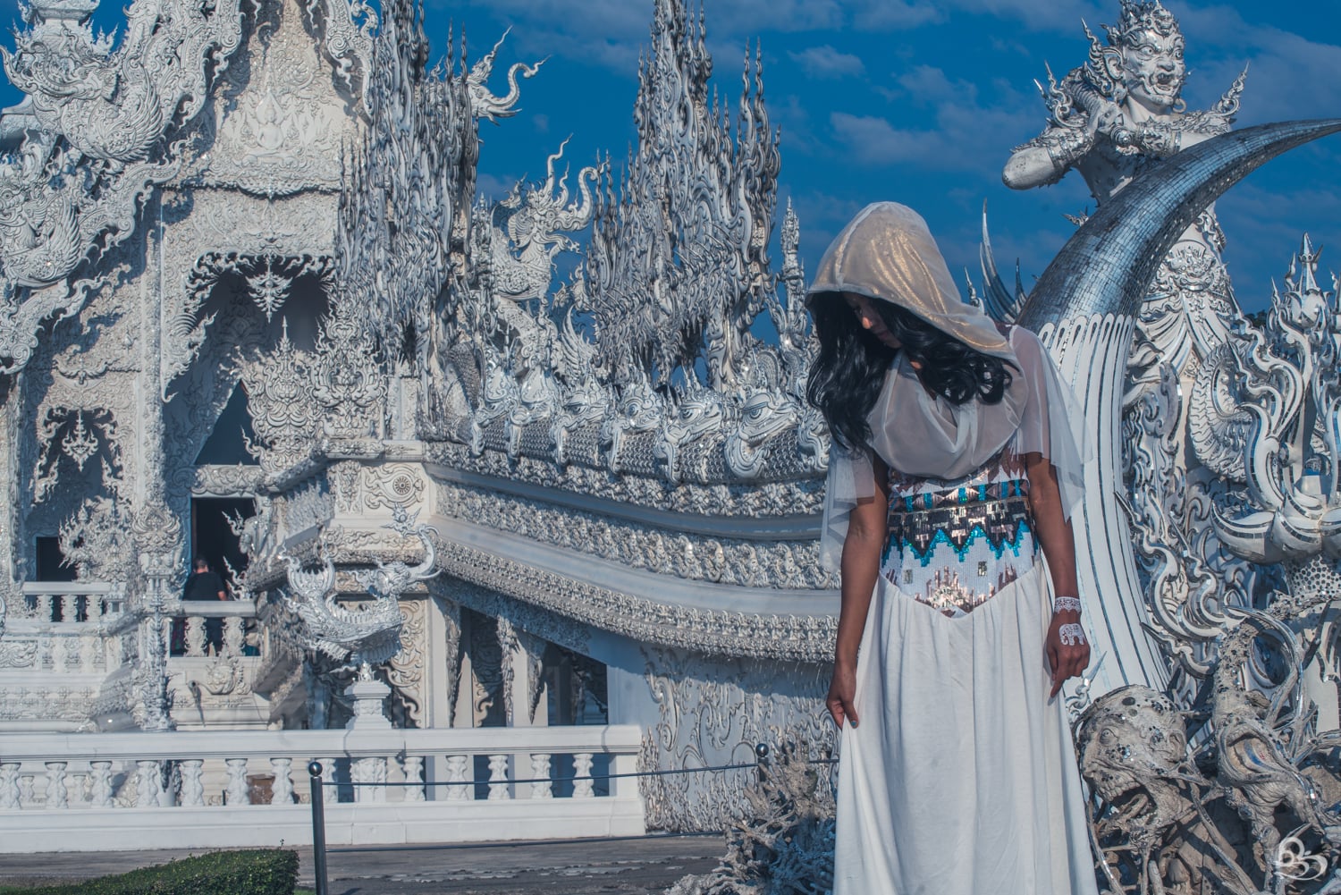 White Temple approach