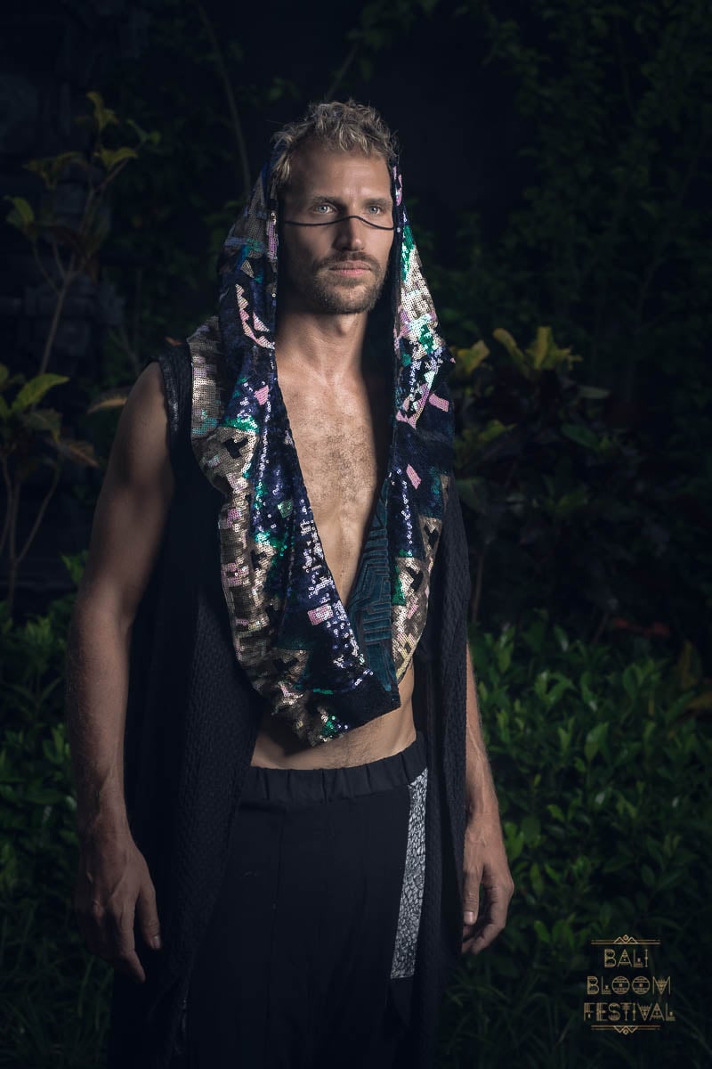 MAKE YOUR LIFE ART: Bali Bloom Edition — 77