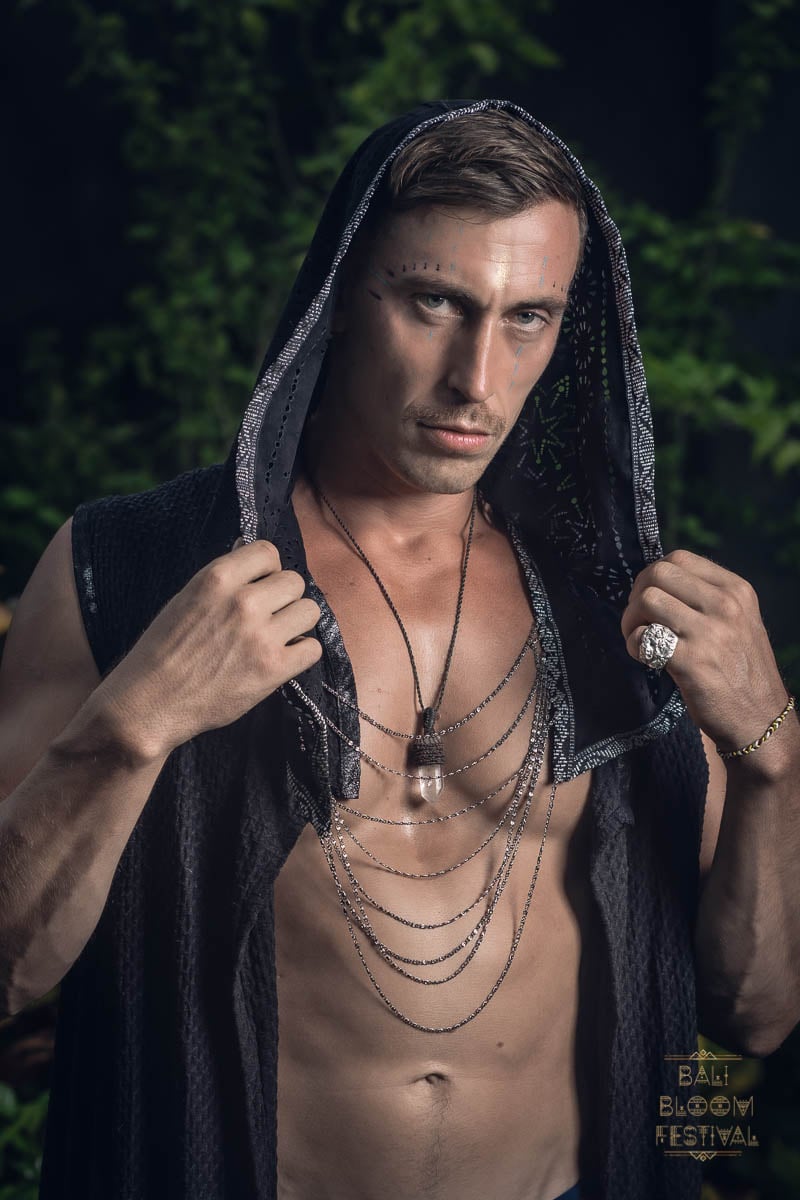 MAKE YOUR LIFE ART: Bali Bloom Edition — 117